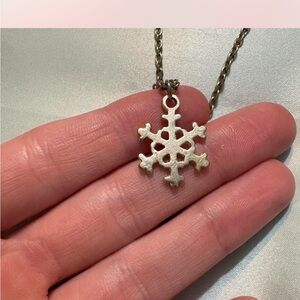 Silver Snowflake Pendant Necklace